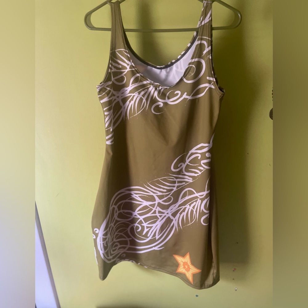 Dress - Picture 2 of 5